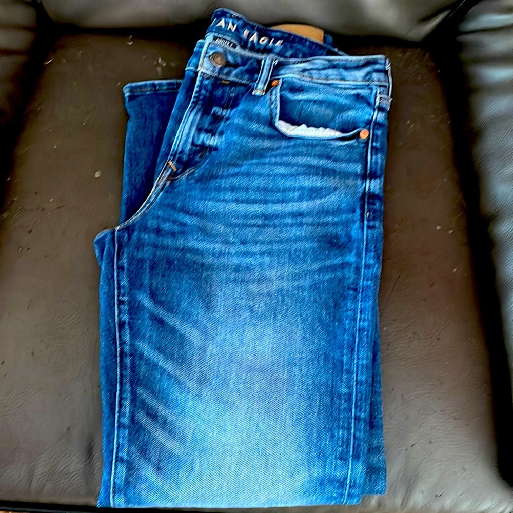 American Eagle mens airflex jeans original straight. Gently used.